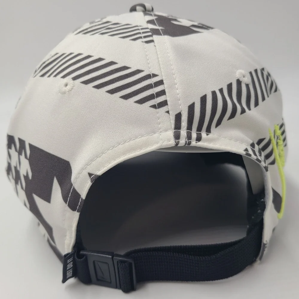Nike hat strapback